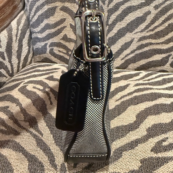 Vintage Coach Tweed Mini Hand Bag Black & White - Picture 6 of 6